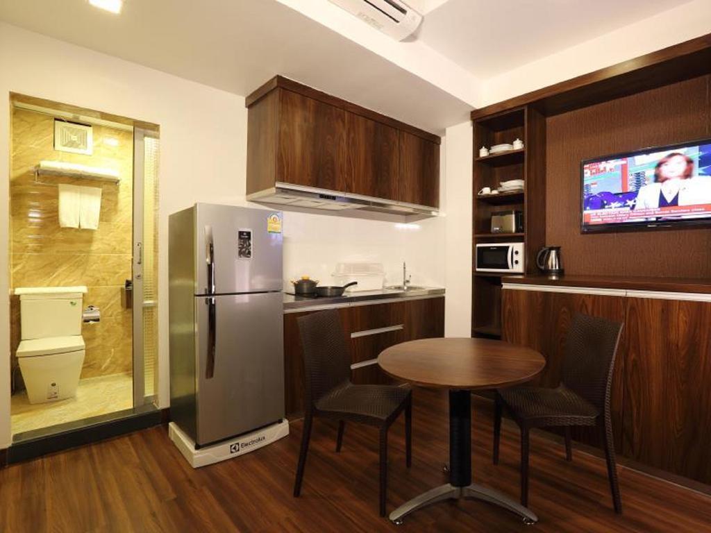 Clover Suites Royal Lake Rangun Zewnętrze zdjęcie