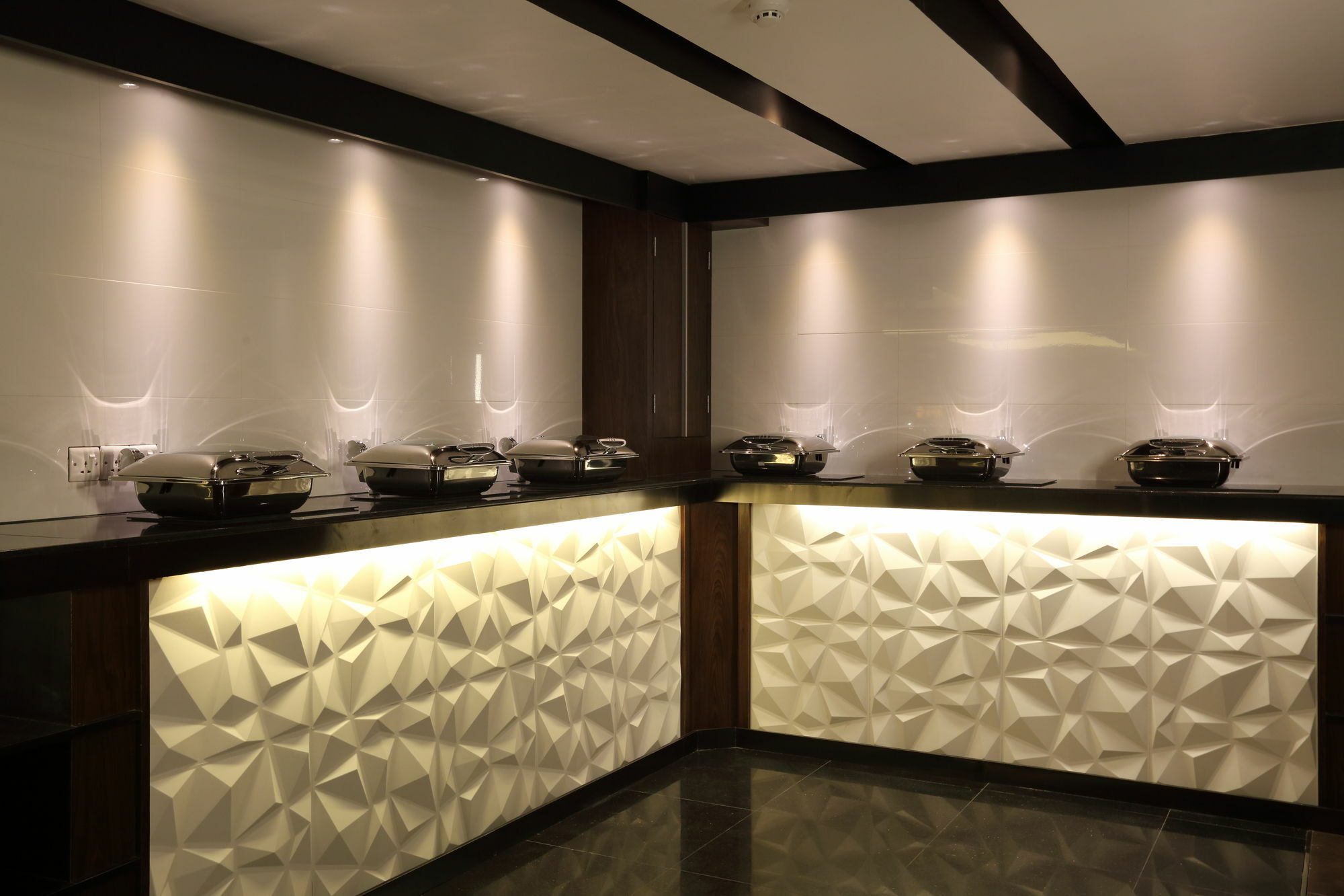 Clover Suites Royal Lake Rangun Zewnętrze zdjęcie
